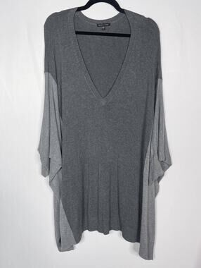 Eileen Fisher XLarge XL Two Tone Gray Colorblock Tunic Sweater VNeck Stretch